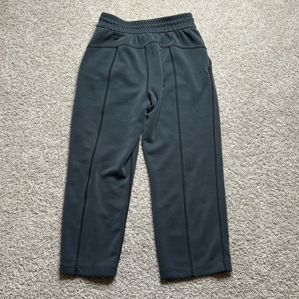 Lululemon Softstreme High-Rise Straight-Leg Cropped Pant